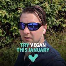 Xbox user Anyone got any spare buttons they wouldn't mind sharing or  swapping? I can't get red, green or blue due to my game 😢