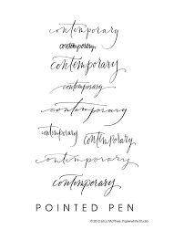 Écriture pour tatouage le tatouage poignets représentant une chaîne de montagnes. Contemporary Calligraphy Girly Graphics Lettering Fonts Tattoo Fonts