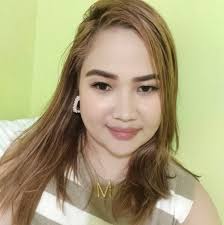 Leave a 🤎 if you're welcoming May with an open heart. Let this month  remind you that healing comes softly, peace finds you quietly, and joy  exists even in tiny moments. ✨