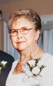 Tammy Martinelli's Instagram, Twitter & Facebook