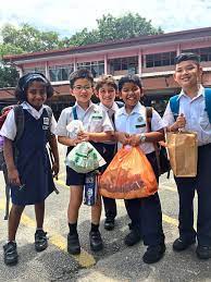 Is there anyone live nearby sri petaling? Pupils Help Underprivileged Peers At Sk Sri Petaling The Star