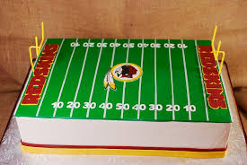 Voir plus d'idées sur le thème gateau anniversaire, gateau, gateau sport. American Football Birthday Cakes Cakes And Cookies Gallery