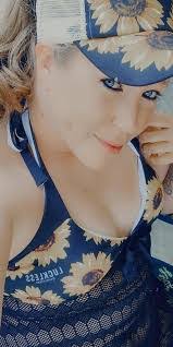 Ashley Surber's Instagram, Twitter & Facebook