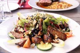 Biocafe Biorestaurant Mandelbaum In Weissensee Essen In Weissensee Food Beef Berlin