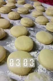 Tapi serius, resepi donut kat atas tu, boleh dapat banyak donut. Nak Buat Bomboloni Tapi Jadi Donut Warna Warni Miza Talib