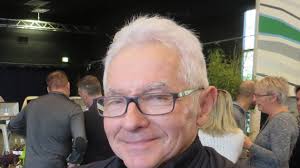 Le Trévoux. Bernard Meyer est passé des lévriers aux canaris