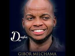 Douglas Dee's Instagram, Twitter & Facebook