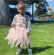 Ciara and russell wilson took to instagram this afternoon to announce their marriage and introduce the world to the wilsons. How Many Kids Do Ciara And Russell Wilson Have Popsugar Family