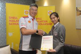 Two Sabah students awarded Shell scholarships | Borneo Post Online