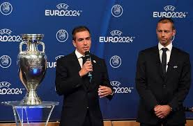 Das team um den hoffenheimer andrej kramaric muss im ersten gruppenspiel am sonntag. Em 2024 Ard Zdf Und Rtl Ubertragen Spiele Sublizenz Von Telekom