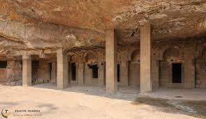 Pitalkhora Caves - A hidden and ...