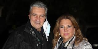 Στη real και τη νίκη κώτσου έδωσε συνέντευξη η δέσποινα μοιραράκη, η οποία αποκάλυψε πως κάποτε είχε πουλήσει ένα χαλί στην τηλεόραση για 15 εκατομμύρια δραχμές. H Despoina Moirarakh Stolise Ena Dentro Poy Mallon Den Perimene Kaneis Apo Ekeinh Eikones Zwh Iefimerida Gr