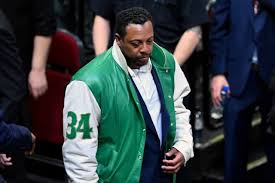 Thumbnail for Celtics great Paul Pierce reportedly arrested on suspicion of DUI in Los Angeles