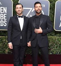 After leaving the group, he moved to new york. 10 Potret Terkini Kebahagiaan Keluarga Ricky Martin Kangen Ya