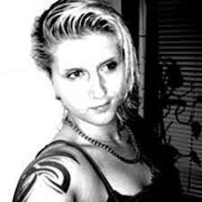 Sarah Busse's Instagram, Twitter & Facebook