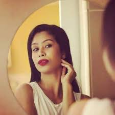 Katlego maboe and outsurance have been jubilantly gracing our home tv screens with their #chenchadaideng campaign, which features satisfied outsurance clients, who enthusiastically sing. Nikkita Murray Katlego Maboe S Alleged Side Chick Is A Married Woman