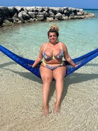 Calista Diamandis - Free pics, galleries & more at Babepedia