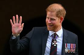 Balding Prince Harry needs a hair ...