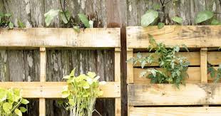 Paletten garten beet euro paletten garten garten ideen paletten. Der Paletten Garten Liebe Deinen Garten