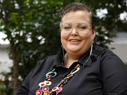 No safety fence at playground pond