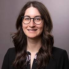 Lea Hood's Instagram, Twitter & Facebook