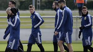Sitio web oficial del club atlético independiente, el único rey de copas. Fabricio Bustos Reconocio Que Tuvo Un Cruce Con Lionel Messi En La Seleccion Argentina 90min