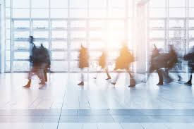 If you are in san francisco and would like to contact or set up meetings in paris, you will have to work outside of your typical work hours as the work hours do not overlap due to the large time difference. Paris San Francisco French Bee