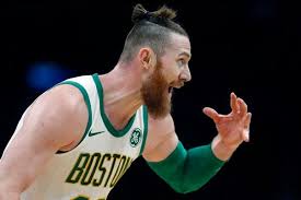 Jul 30, 2021 · the freakiest of injuries has ended aron baynes' hopes of leading australia to olympic gold on the court. Phoenix Suns Aron Baynes Pays 2 54m For Arcadia Home