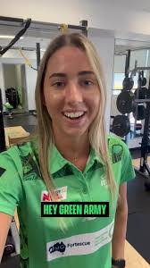 Olivia Warner's Instagram, Twitter & Facebook