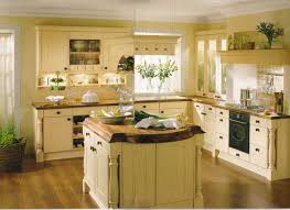 Pin Von Dee Beeks Cunningham Auf Kitchen Kuche Landhausstil Landhauskuche Landkuchendesign