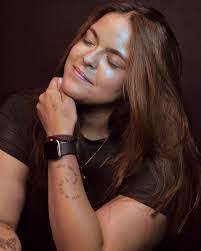 Ellen Ramos's Instagram, Twitter & Facebook