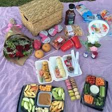 Pin Von Anja Seiter Auf Picnic Food Ideas Romantisches Picknick Essen Picknick Essen Picknick Essen Ideen
