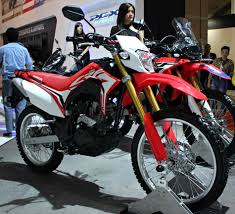 The line hit the market in 2000 as the successor of the xr series. Honda Crf150l Wikipedia
