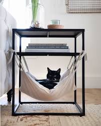 Întrebarea originală este cati ari sunt in 1000 mp? arul este o unitate de măsură pentru suprafaţă. De Vuelta A Su Mesa Auxiliar En Un Punto Napping Para Su Gato Con Solo Unas Pocas Piezas De Tela De Chatarra De Bateo Y