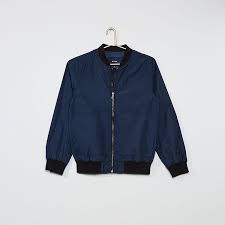Veste imperméable bermudes couleur bleu marine porté très peu de fois état impeccable. Blouson Bomber Satine Garcon Bleu Marine Kiabi 17 00