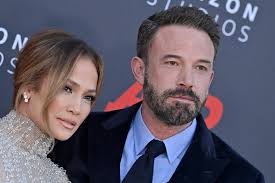 New Photo 'Proves' Why J-Lo And Ben Affleck Are Definitely Over Trending  News
