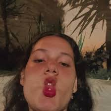 laura brant (laurabrant_)