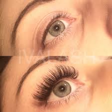 The lashes will still lay flat on your eyes, but their equipped definition causes them to flip out a bit more creating a bouncier, fuller looking lash. Pro Volume Russian 3d 6d Lashes Eyelash Extensions W1 07540873452 Central London Marble Arch