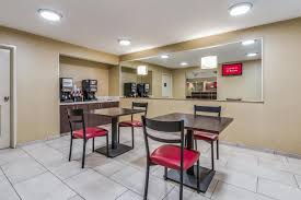 Fax and photocopying services are available. Red Roof Inn Phoenix North Bell Road Phoenix Updated 2021 Prices