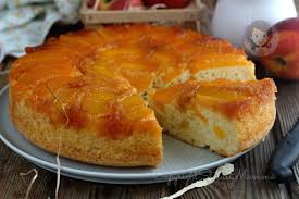 Questa torta alla pesca è per chi ama i dolci con la frutta come me, morbida, dolce e fresca. Torta Rovesciata Alle Pesche Sciroppate Status Mamma