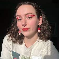 Corinne Springer's Instagram, Twitter & Facebook