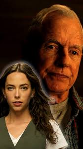 7thHeaven star Jessica Biel is reportedly developing a reboot starring a  new, diverse cast. 📷: Jerry Wolfe/Spelling Prod./Everett Collection