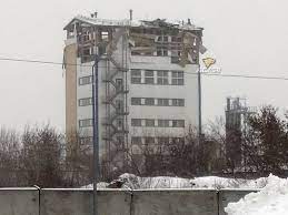 Возгорание началось около 18 часов по местному времени. V Novosibirsk Vzryv Unichtozhil Dva Etazha Vysotki Est Postradavshij