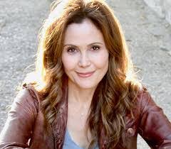 Gretchen Meadows's Instagram, Twitter & Facebook