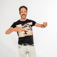 Dwts follows the same format, where celebrities te. Dancing Stars 2021 Infos Zum Start Den Promis Und Profi Tanzern Jury Und Moderatoren