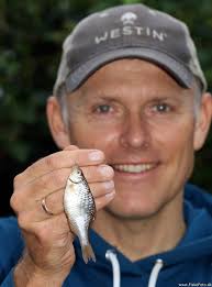 Hornfisk (Belone belone). hornfiskefiskeri, game fish, blink, silkekrog,  horn, garfish, Hornhechte, horngjel, näbbgädda, horngädda, fiskeri,  fangstrapporter, fiskekalender, lystfiskeri, fiskearter, artikler,  fiskevideoer, forum, danske mindstemål for ...