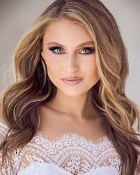 Alysa Bainbridge bætti við nýrri mynd —...