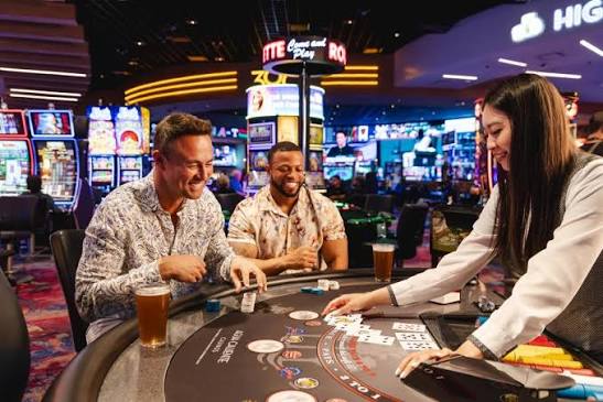Casinos & Entertainment in Greater Palm Springs, CA