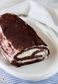 Il Rotolo Fetta Al Latte E Un Dolce Freddo Goloso E Facile Da Preparare Ha Una Base Di Pasta Biscotto Al Cioccolato Farci Dolci Freddi Dolci Idee Alimentari