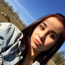 Isabelle Call (@CallIsabelle)